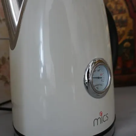 Santa Monica Prestige Tríkala