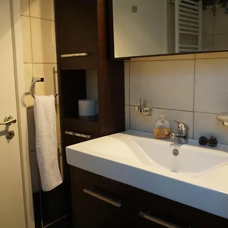 Santa Monica Prestige Tríkala